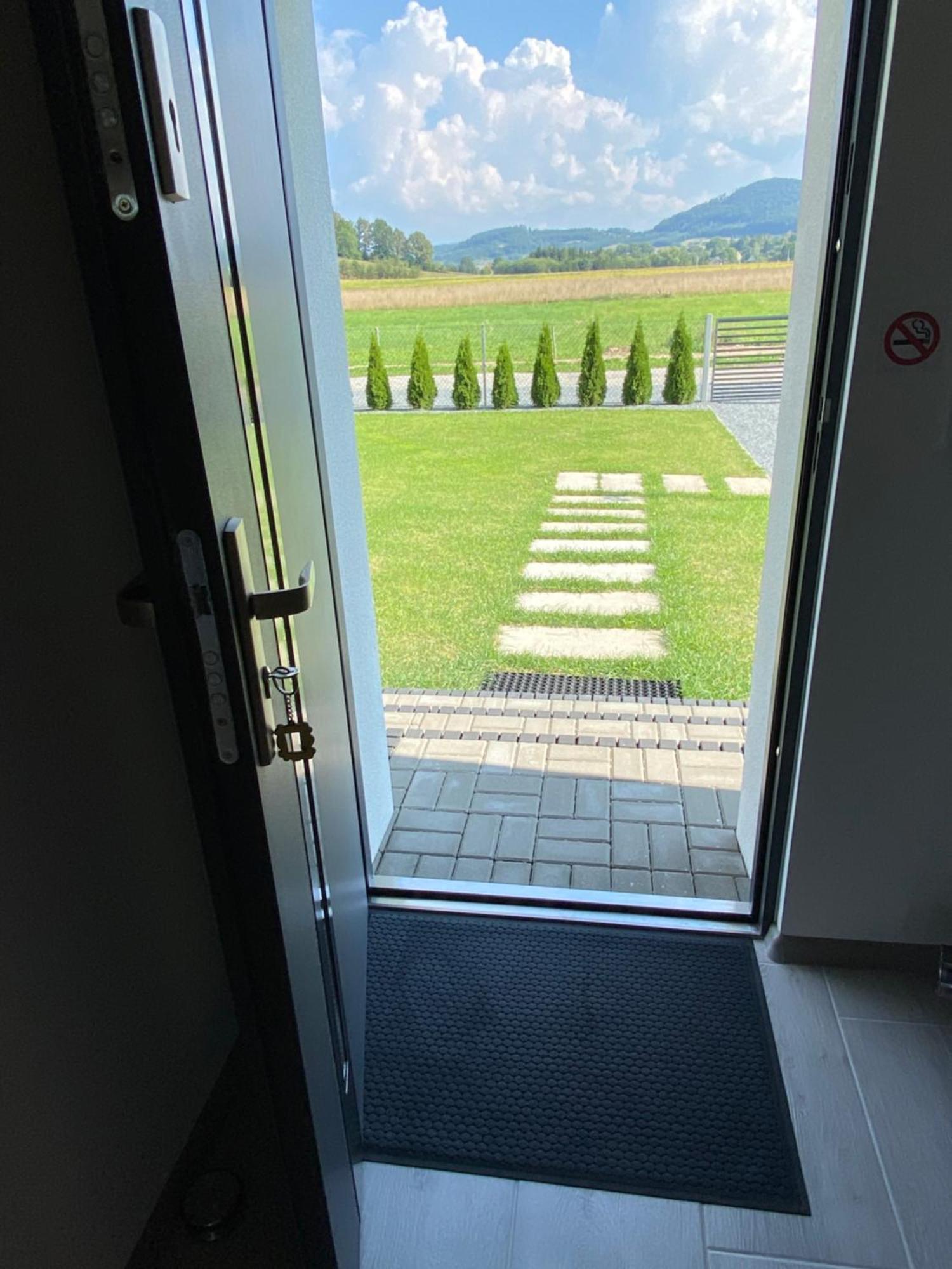 Domek Pod Sosnowa Gora Zelazno  エクステリア 写真
